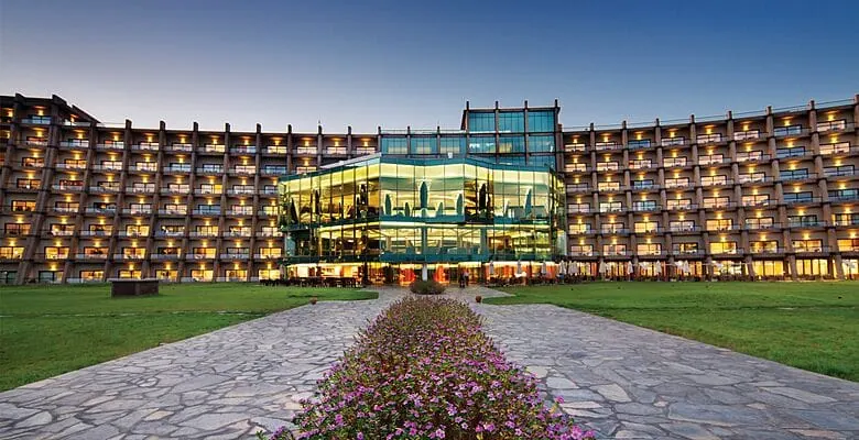 Noah's Ark Deluxe Hotel & Casino · HAVUZ