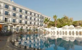 Rocks Hotel & Casino · CASINO